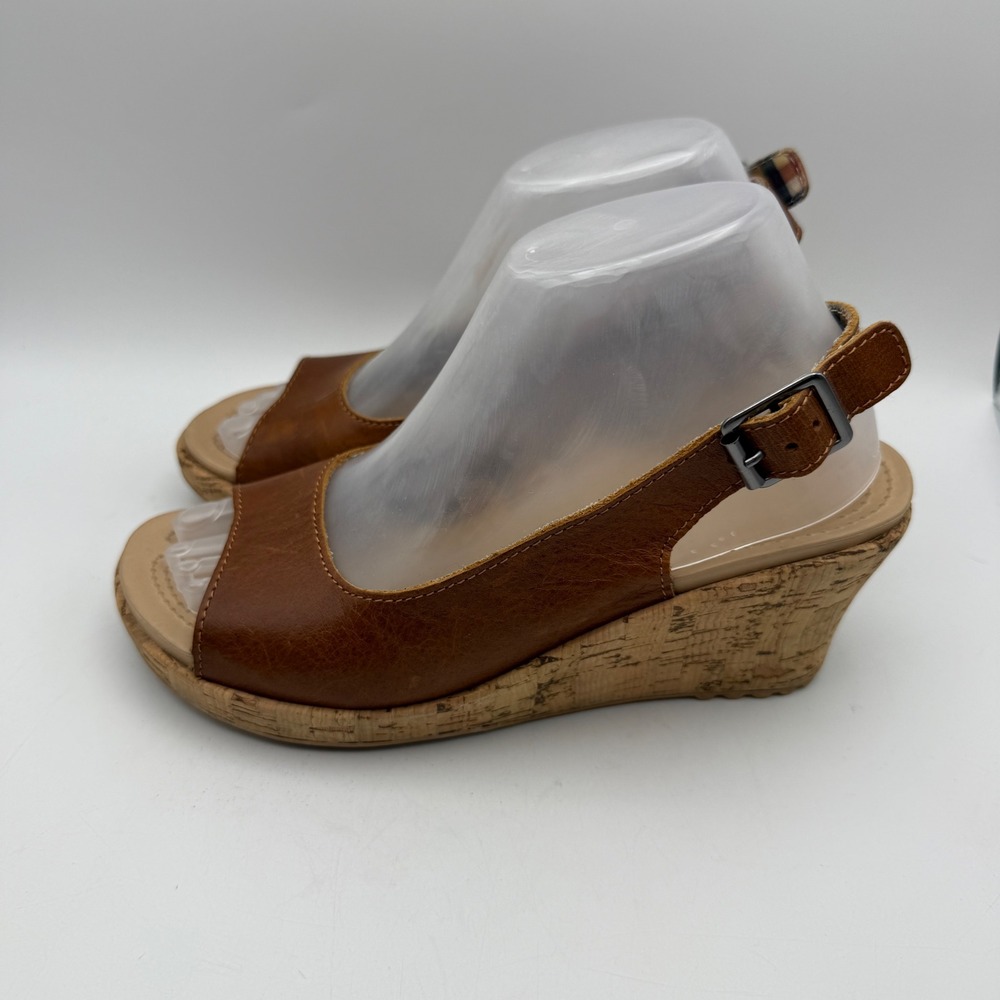 Crocs A-Leigh Leather Wedge Sandals Womens Size 8 Brown Cork Slingback Peep Toe